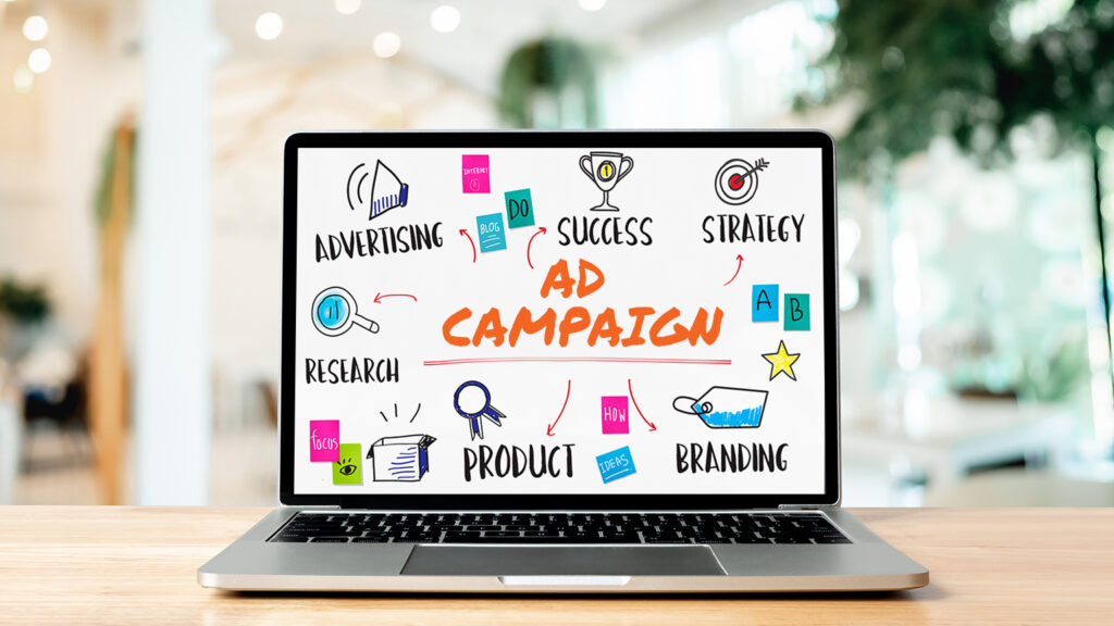 A Robust Advertising Strategy Using PPC Ad Campaigns